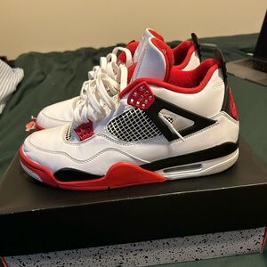 Jordan 4 Fire Red